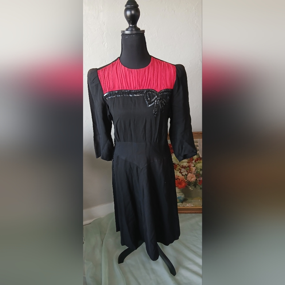 Vintage 1940s Dress | Elegent  Evening Dress | Red And Black Dress